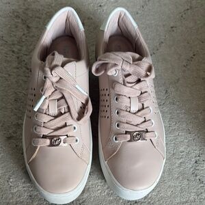 Women's Pink Sneakers